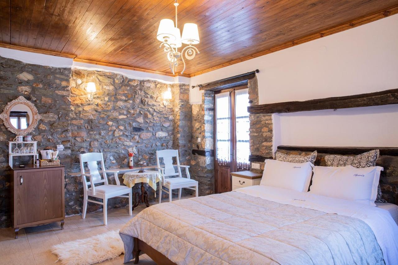 Guesthouse Ourania Palaios Panteleimonas Exterior photo